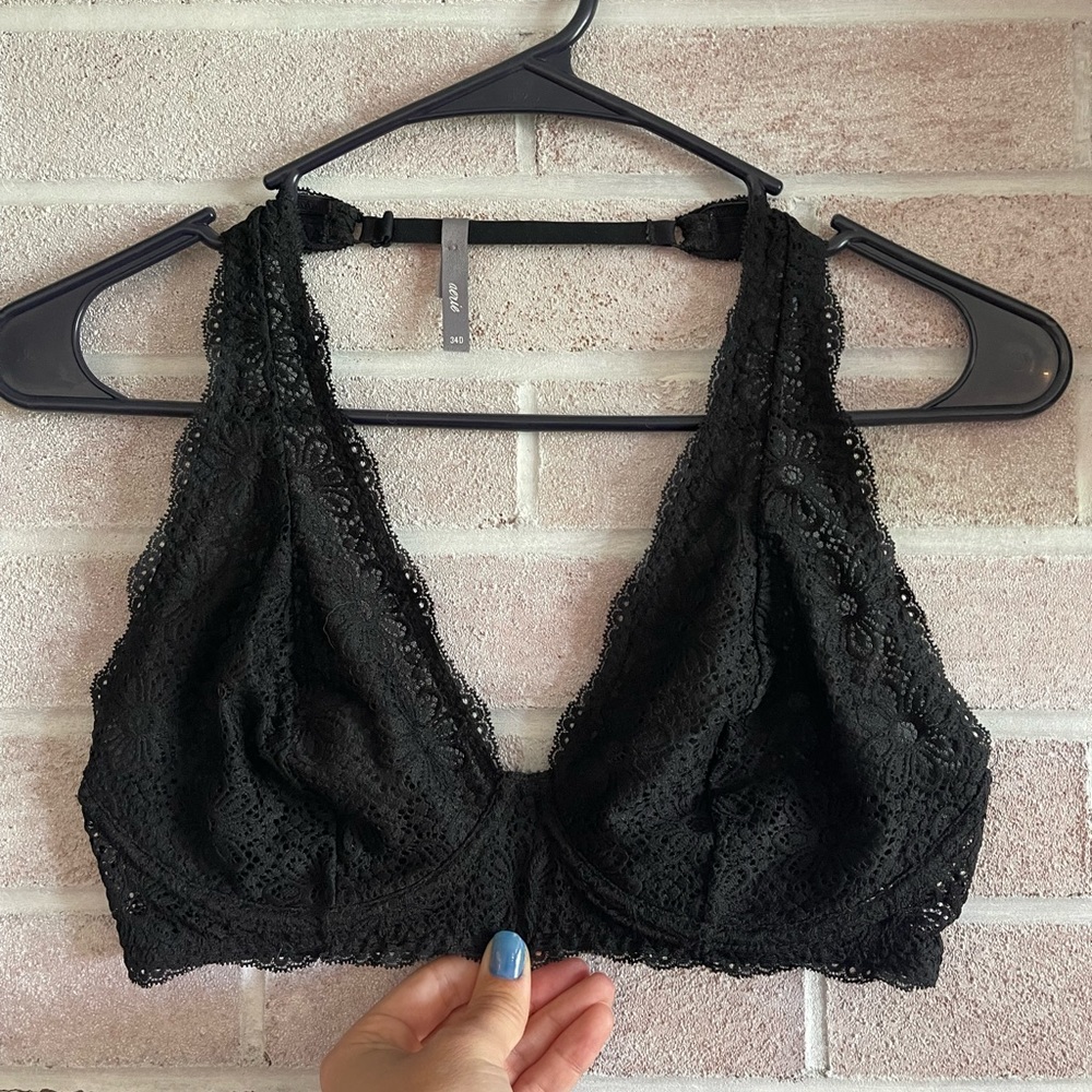 Arie Unlined Halter Bandeau 34D